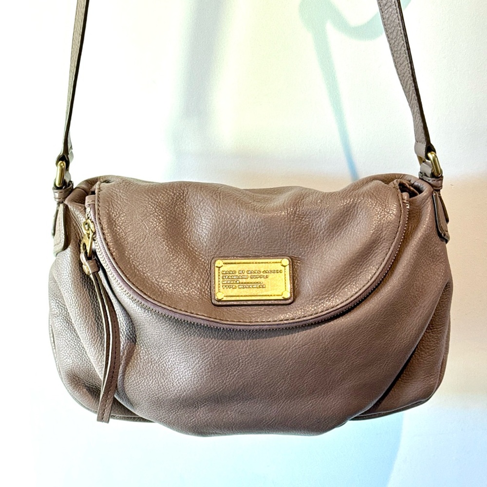 Marc by Marc Jacobs Classic Q collection Natasha Crossbody Bag